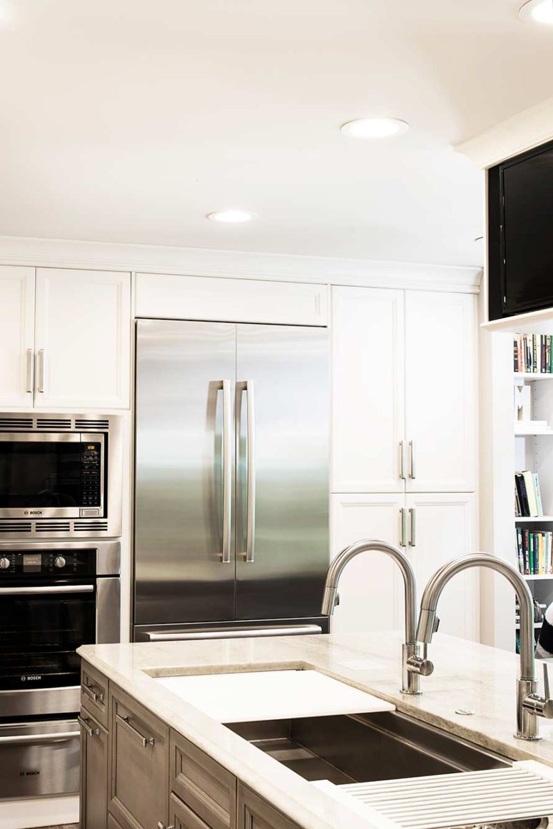 Cook, Eat, Watch 7 beautiful and functional kitchen with refrigeration and storage